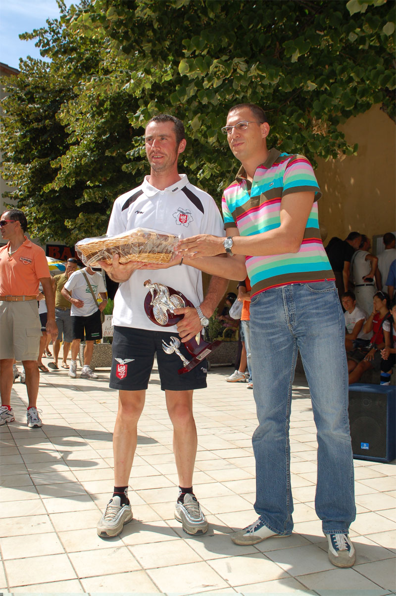 gal/2007/18 - Fondo Valdarbia - Pranzo e premiazioni/DSC_1661-01.jpg